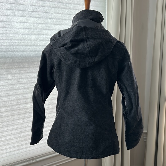 Grey Burton Jet Set Jacket - Picture 6 of 12